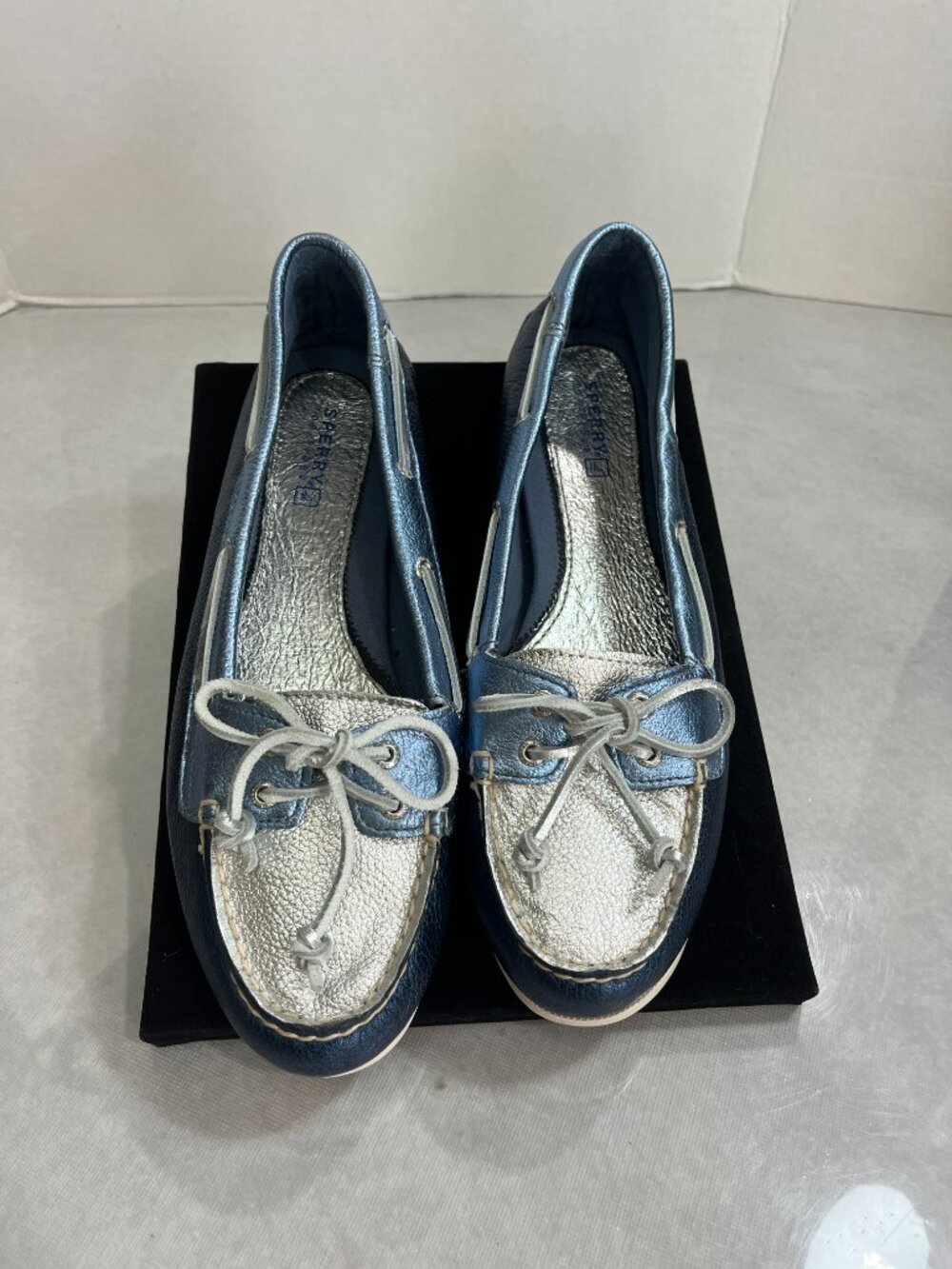 Sperry Top-Sider Blue Silver Metallic Leather Boat Shoes Women’s Size 8M - Picture 7 of 15
